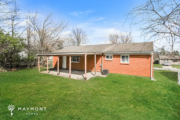 736 Marbea Dr — Photo 11