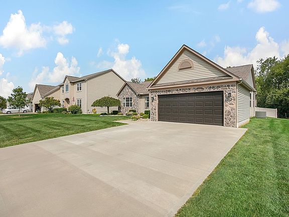 4th image of 344 Victor Dr