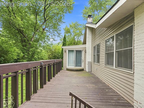 5th image of 5607 Loveland St