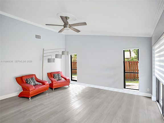 4th image of 7107 NW 39th St