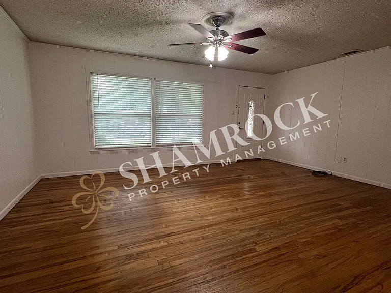4005 Morrow Ave — Photo 3