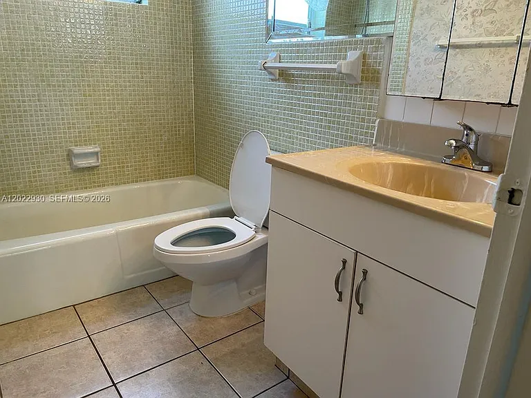 1420 Atlantic Shores Blvd #236 — Photo 12