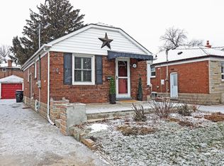74 Murrie St, Etobicoke, ON M8V1X7