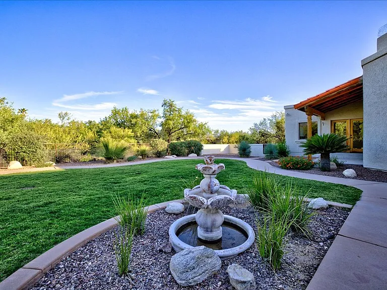4750 N Bonanza Ave — Photo 45