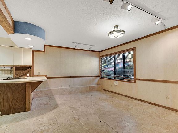 3rd image of 15 Hillbrook Way