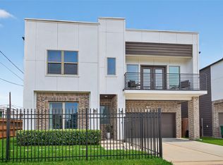 1712 Schweikhardt St, Houston, TX 77020