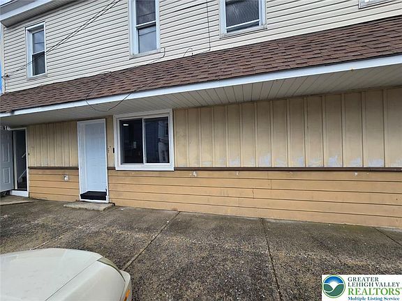 2nd image of 149 W Ridge St