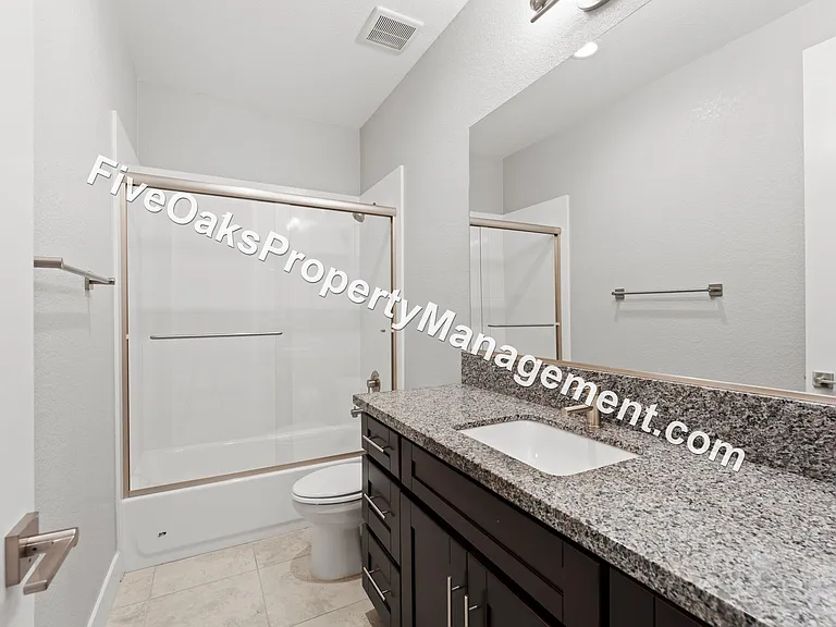 571 Willow Ridge Ct — Photo 18