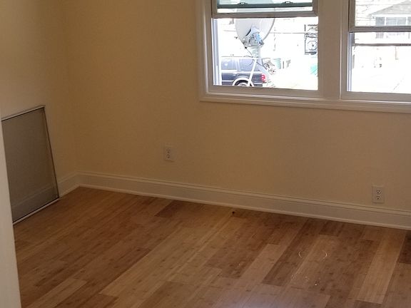 3rd image of 11971 130th St