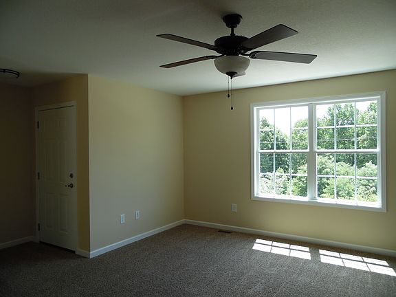 2nd image of 1479 Harmony Ridge Dr