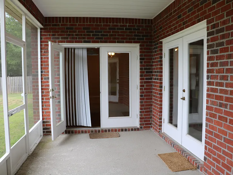 7270 Mossy Oaks Dr — Photo 17