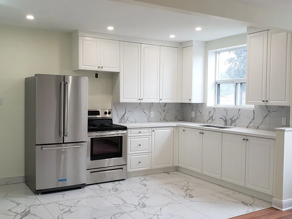 164 Felan Ave #4