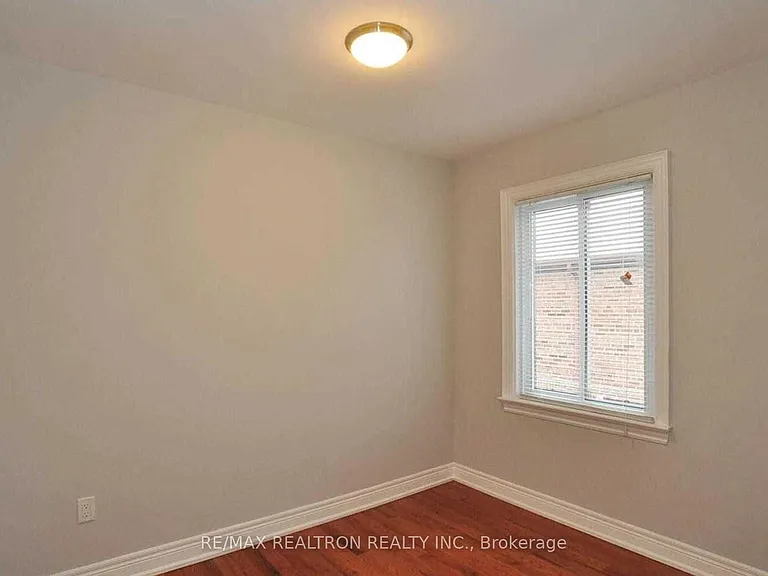 17 Crosland Dr #MAIN FL — Photo 13