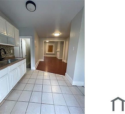 2nd image of 156 N Robinson St