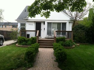 1966 Croft Rd, Birmingham, MI 48009