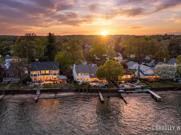 203 S Lake St, Port Sanilac, MI 48469