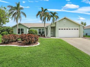 9814 Country Oaks Dr, Fort Myers, FL 33967