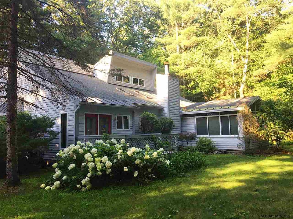 1st image of 3 Nicklaus Dr