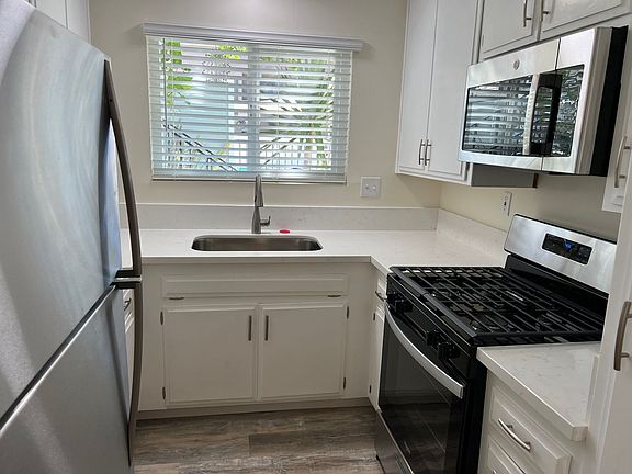 4th image of 4675 Louisiana St APT 3