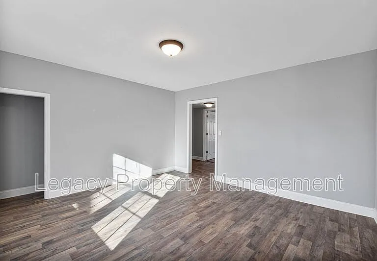 901 Branch St — Photo 15