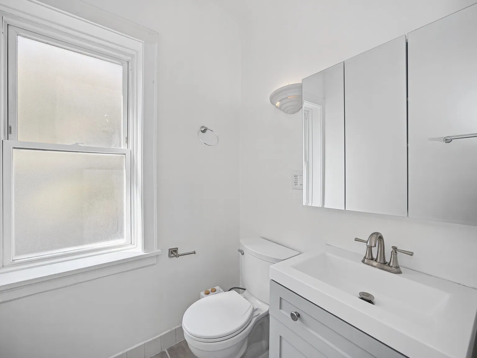 4 bed, 1650 sqft, $3,495 — Photo 3
