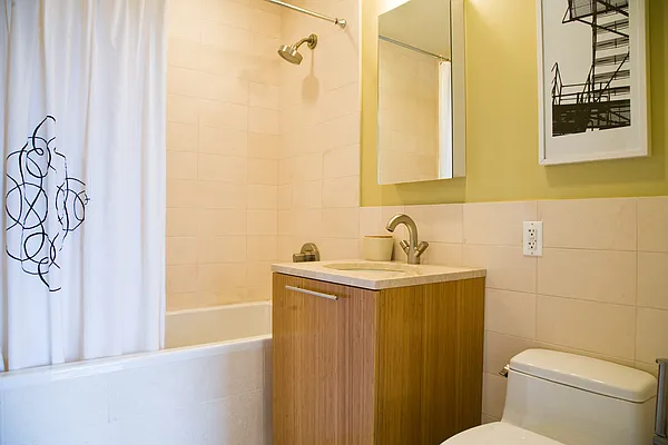 Sold by aptsandlofts.com | media 16