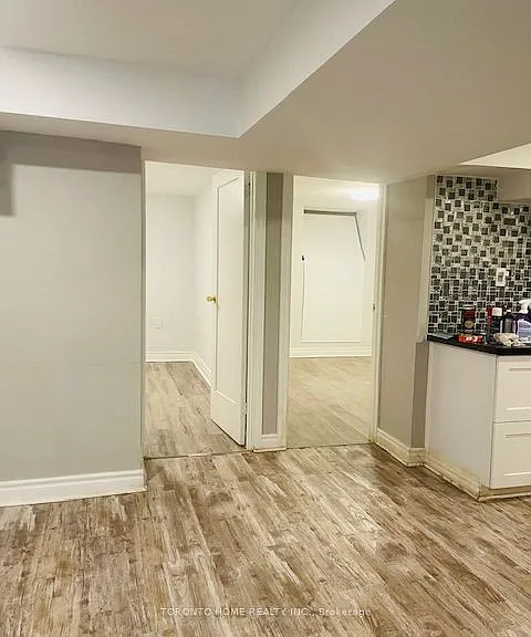 64 Fairside Ave #BASEMENT — Photo 5