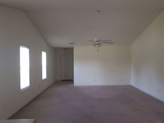 5th image of 2531-B East St