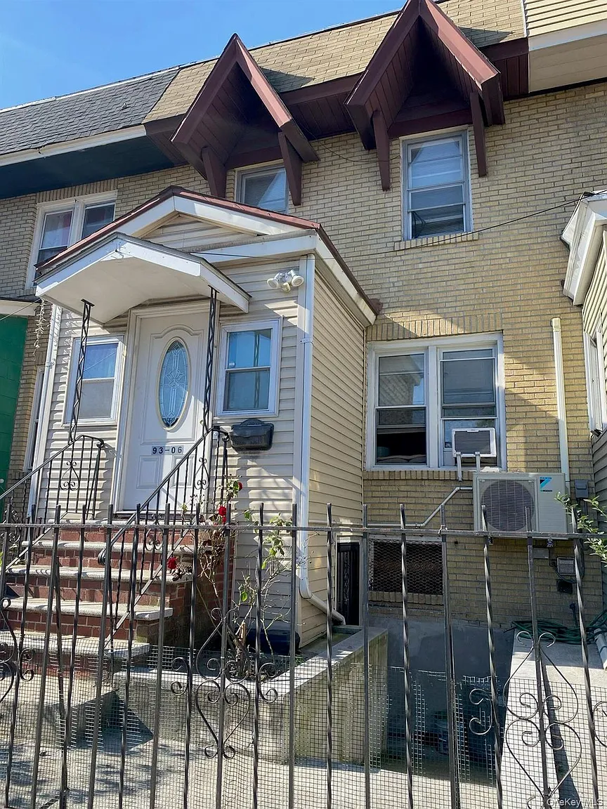 9306 Woodhaven Boulevard photo 1