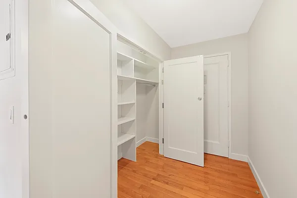 Rented by Stonehenge NYC LLC | media 9