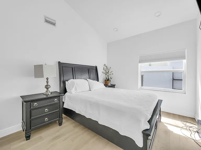 39 Dorchester Cir — Photo 14