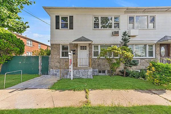 15754 21st Ave, Flushing, NY 11357 | Zillow