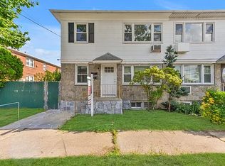 15754 21st Ave, Flushing, NY 11357
