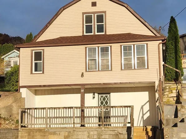 107 Main STREET, Genoa, WI 54632