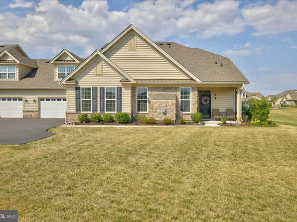 3133 Bushwood Dr, Perkasie, PA 18944