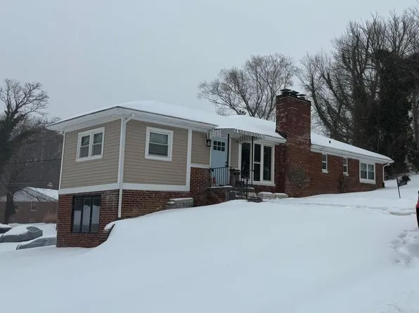 3502 29th Ave, Temple Hills, MD 20748