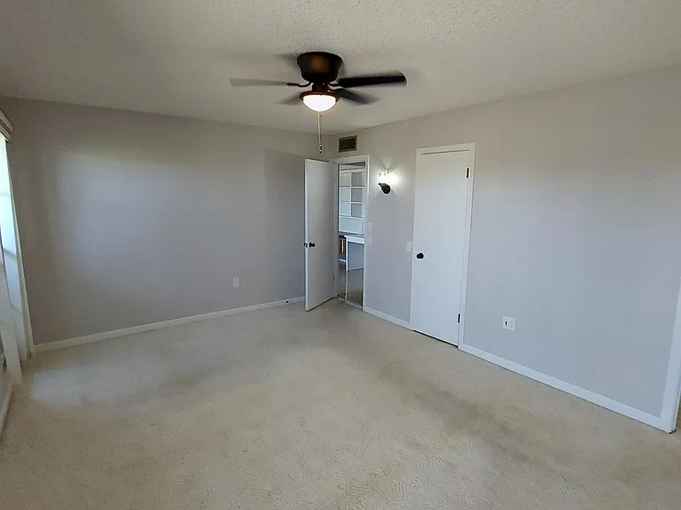 13204 W Hyacinth Dr — Photo 15