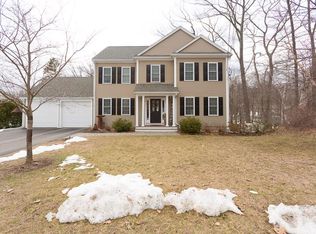 4 1st St, Maynard, MA 01754