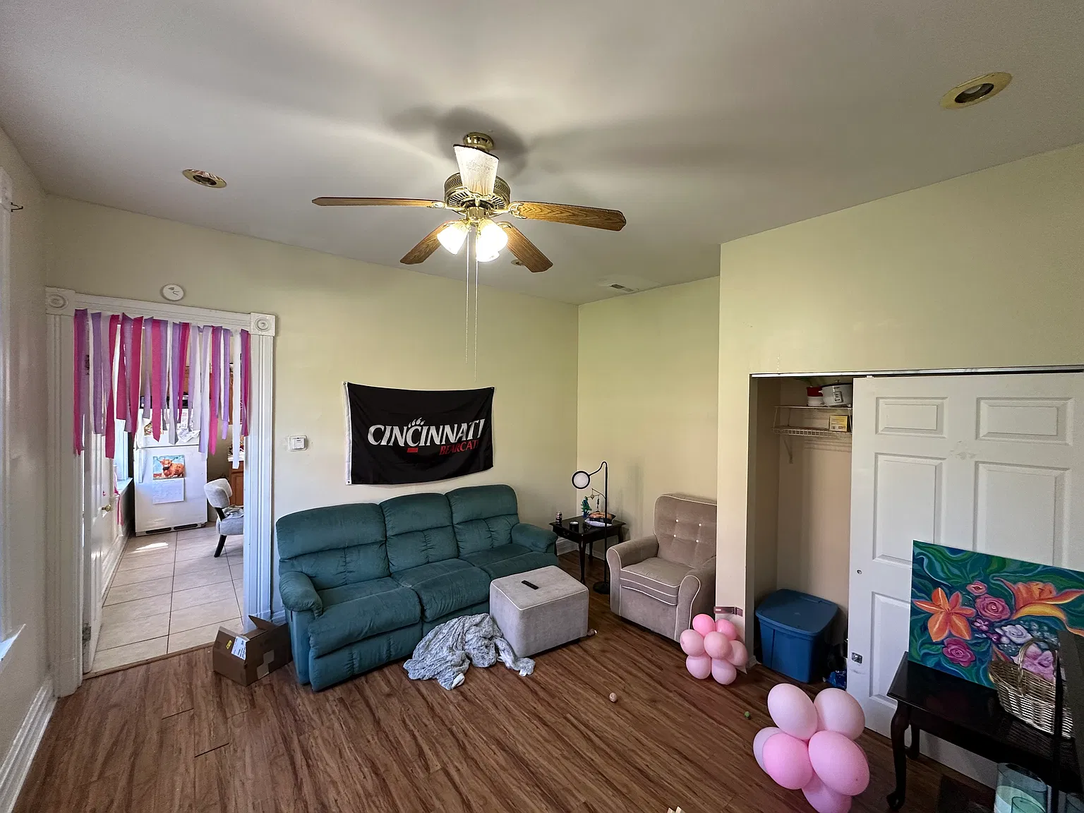 4 bed, $2,500 — Photo 4