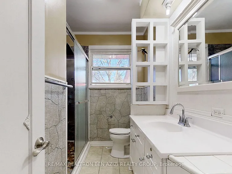 49 Don Mor Dr — Photo 11
