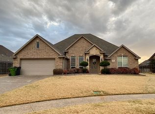 7 Sun Stone Ct, Wichita Falls, TX 76310