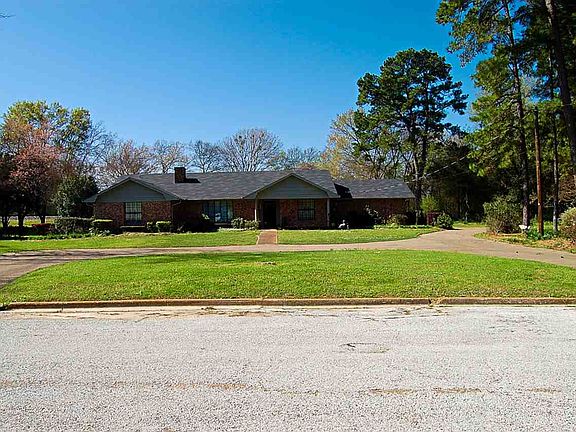 2nd image of 306 Highland Dr