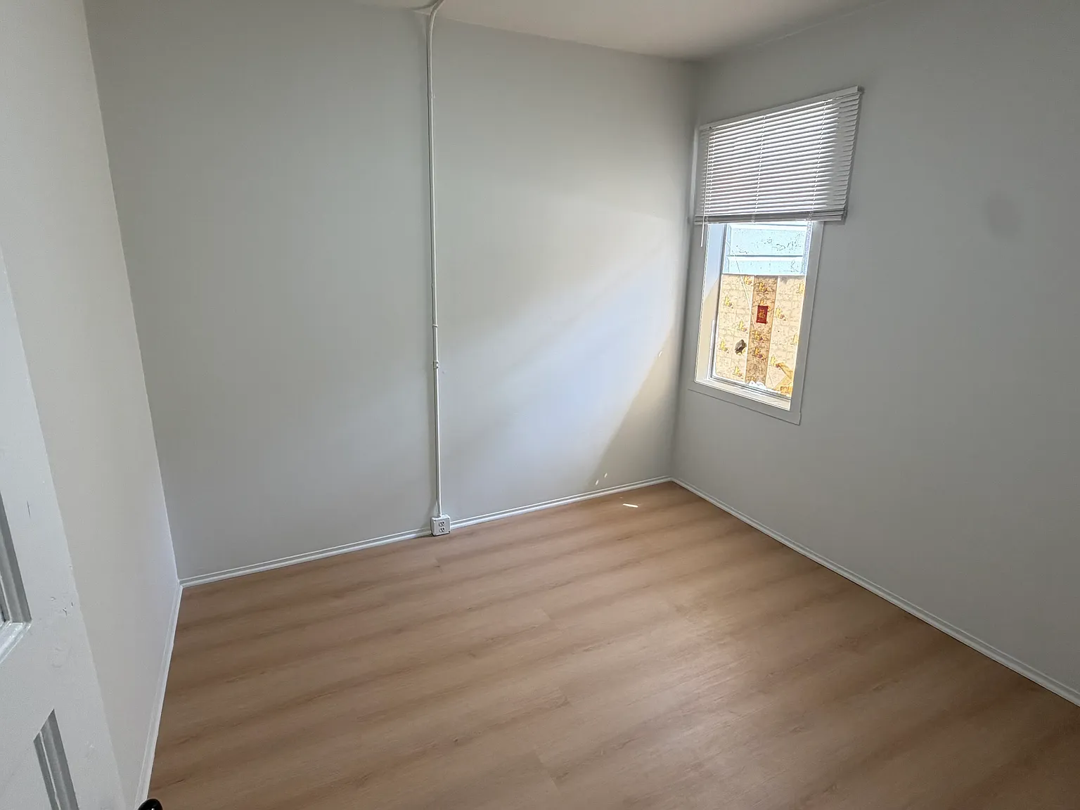 2 Emery Ln — Photo 3