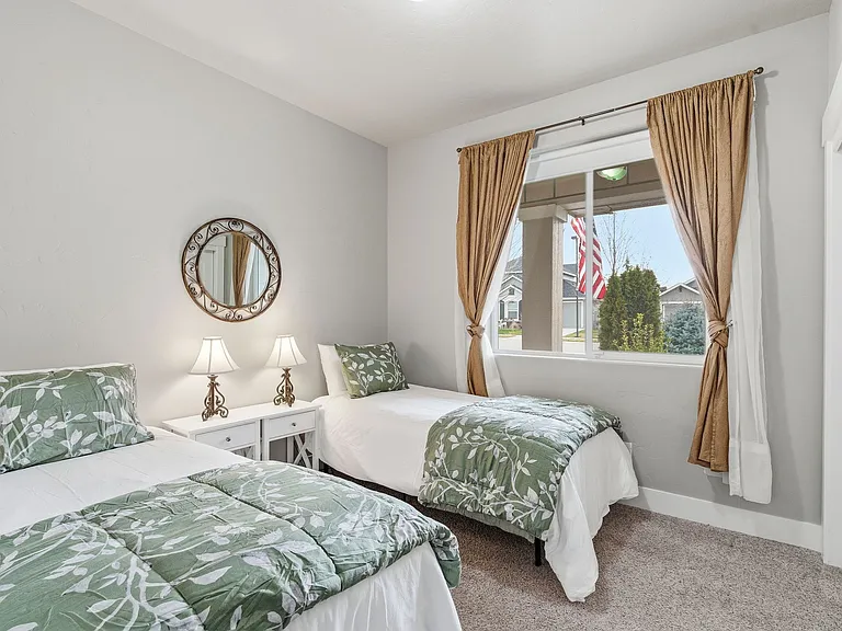 1136 Overland Trl — Photo 19