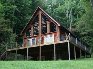 206 Black Bear Rdg, Roan Mountain, TN 37687
