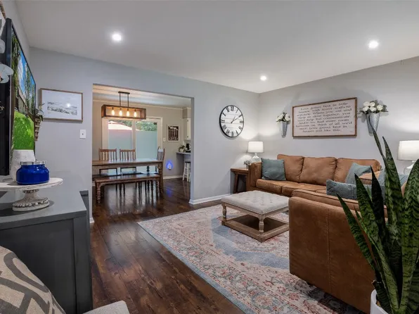 13303 Shahan Dr, Farmers Branch, TX 75234