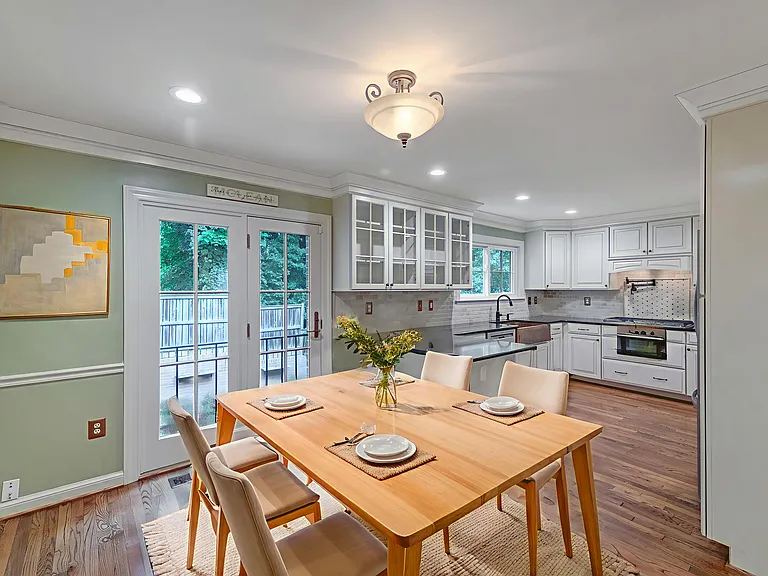 1427 McLean Mews Ct — Photo 7