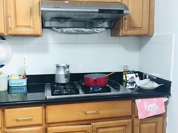 3rd image of 91-15 Lamont Ave APT 6D