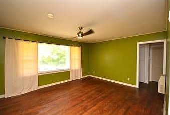 2nd image of 2111 Laverne Ave