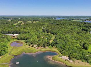 30 Indian Trl, Osterville, MA 02655